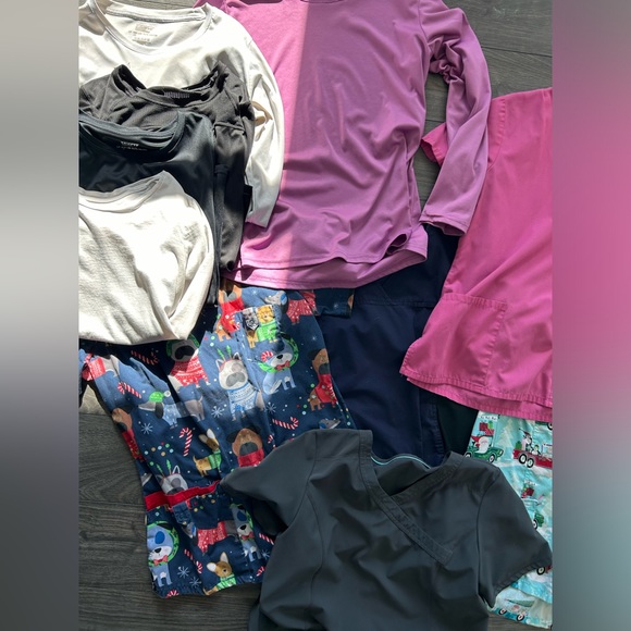 Scrub top lot! - Picture 3 of 4